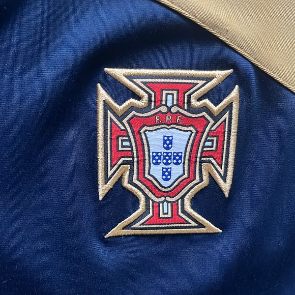 Nike Navy and Gold Men's Sleeveless Jersey - Picture 5 of 6